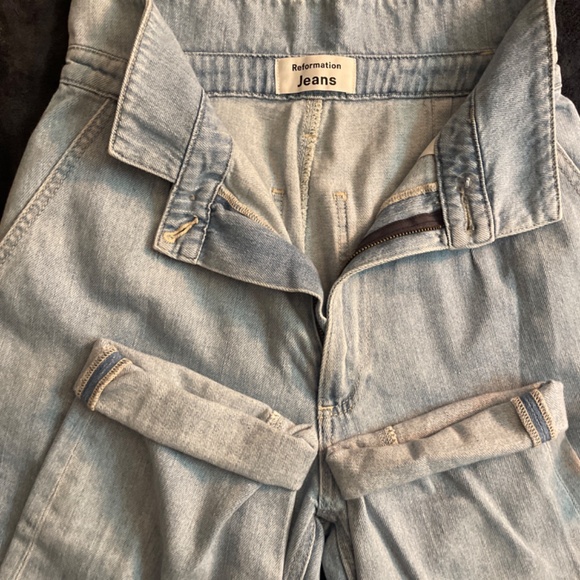 Reformation Sky Blue High-Rise Jeans - Picture 3 of 5
